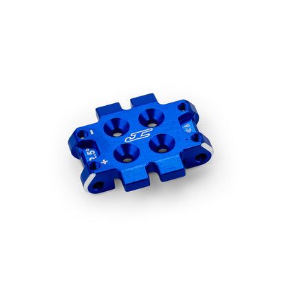 RC10B7.1 Front Bulkhead 2.5 Deg (9.3g) Alloy- Blue